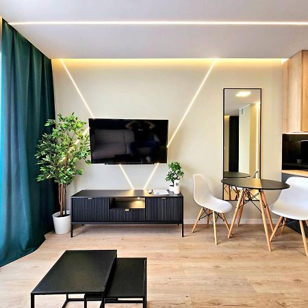 Апартаменты Nowy Apartament 53 Z Klimatyzacja Илава Экстерьер фото