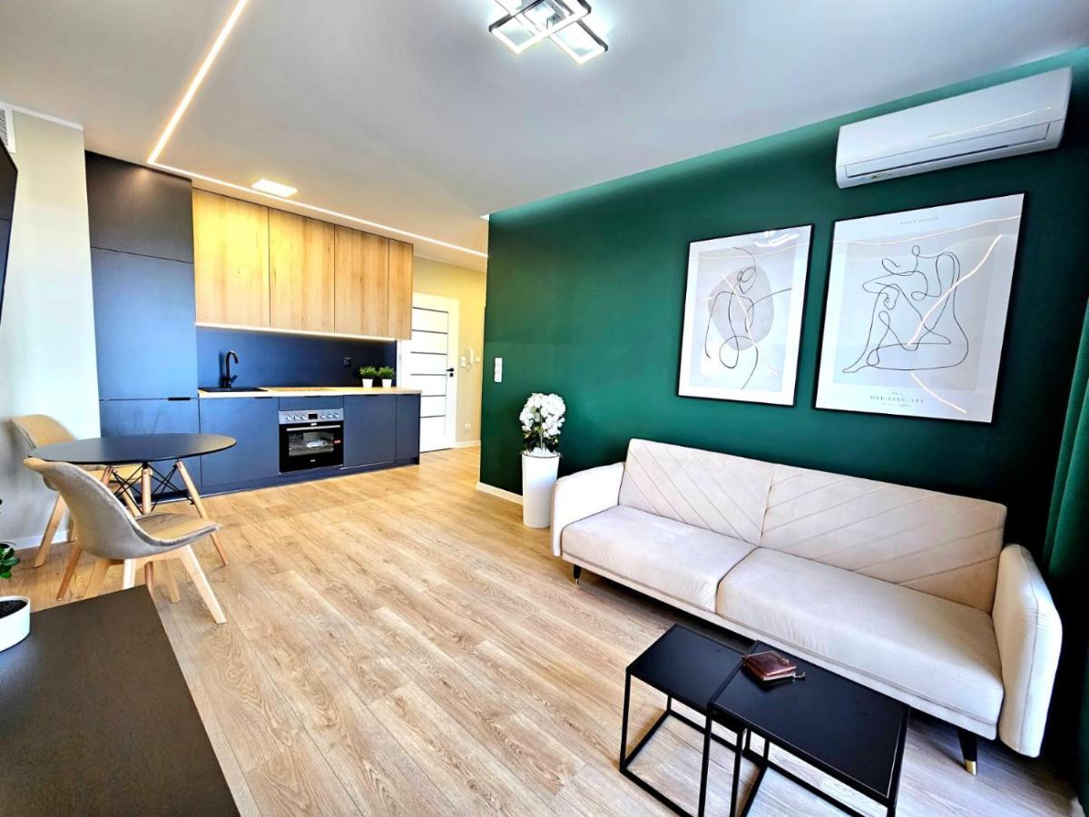 Апартаменты Nowy Apartament 53 Z Klimatyzacja Илава Экстерьер фото