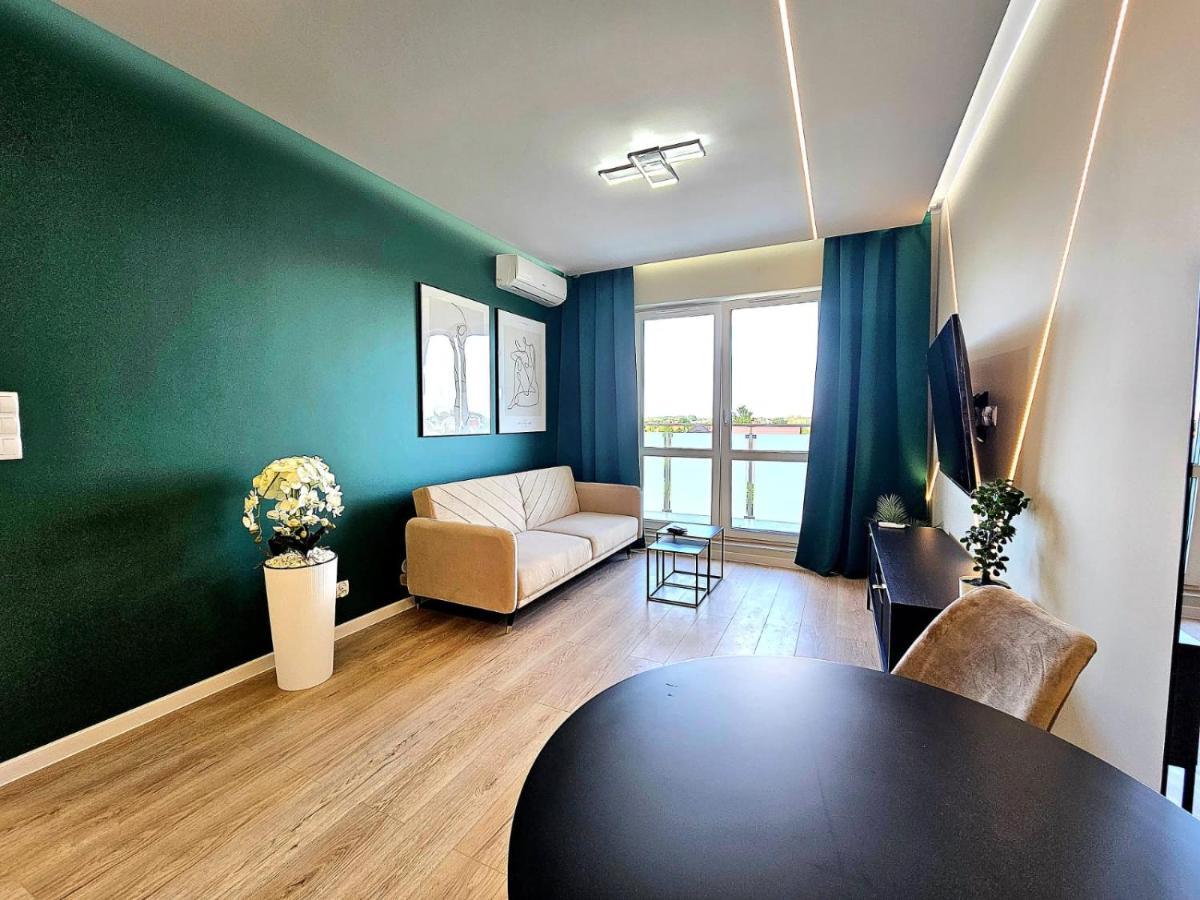 Апартаменты Nowy Apartament 53 Z Klimatyzacja Илава Экстерьер фото